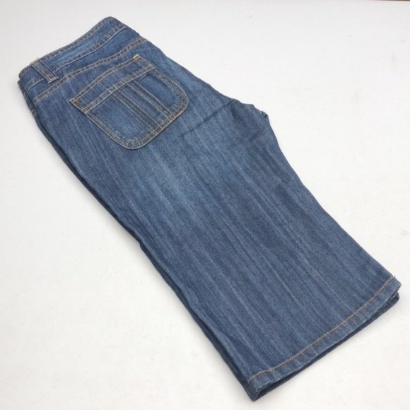 LIKE NEW TEX by Max Azria DENIM CAPRIS 27x13 AZRIA DESIGNED 😎 - Picture 3 of 10